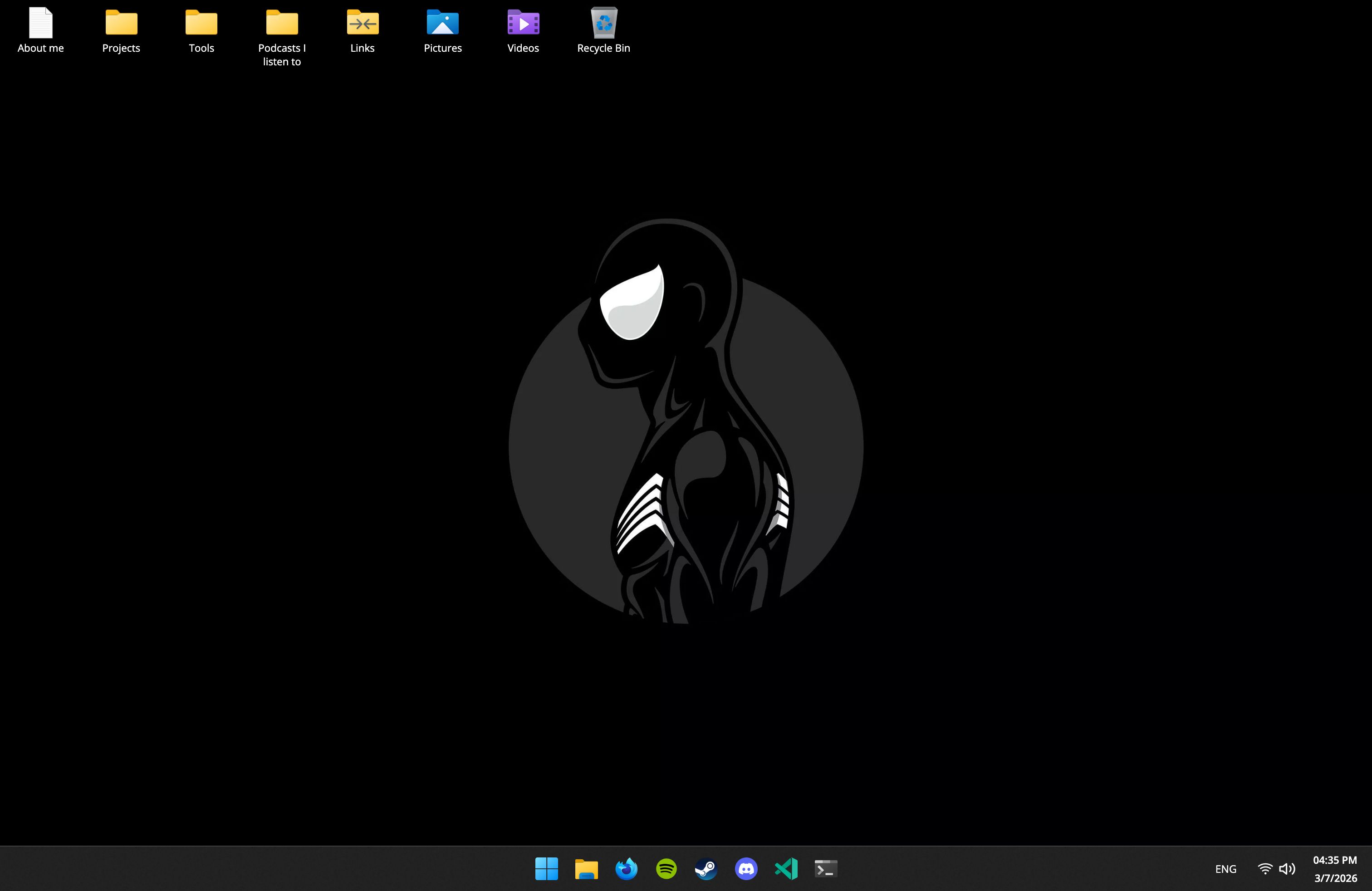 Screenshot of Kassq's portfolio